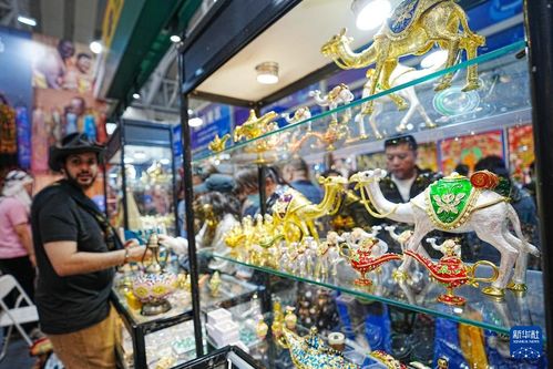 多國工藝品扮靚中俄博覽會，工藝美術(shù)品競相爭艷