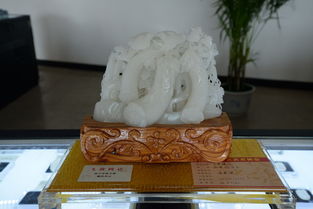 精湛工藝耀郴城——我縣工藝美術品在市第二屆精品展覽上摘金奪銀